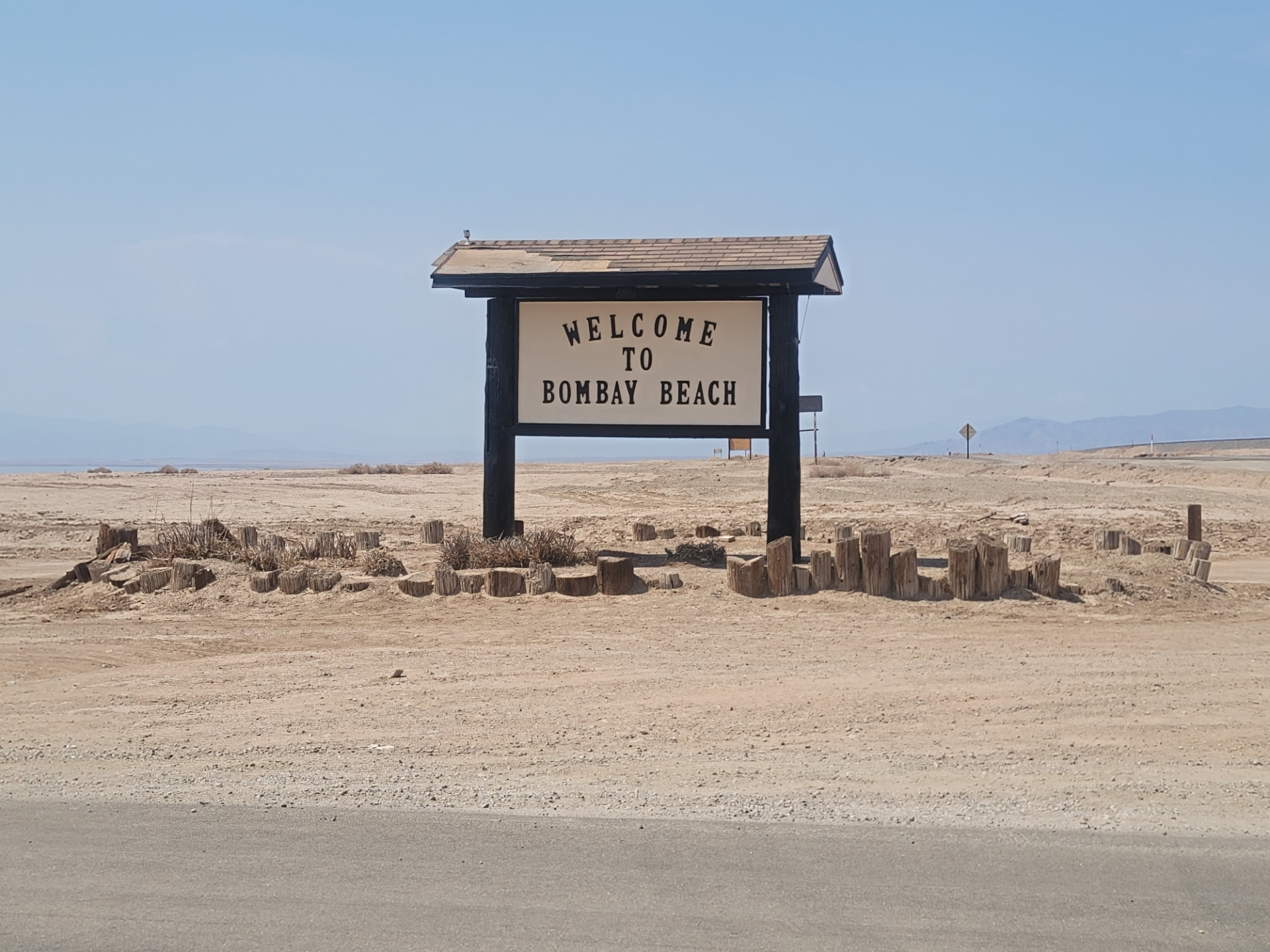 Bombay Beach, Salton Sea — a shrinking sea, growing dust.